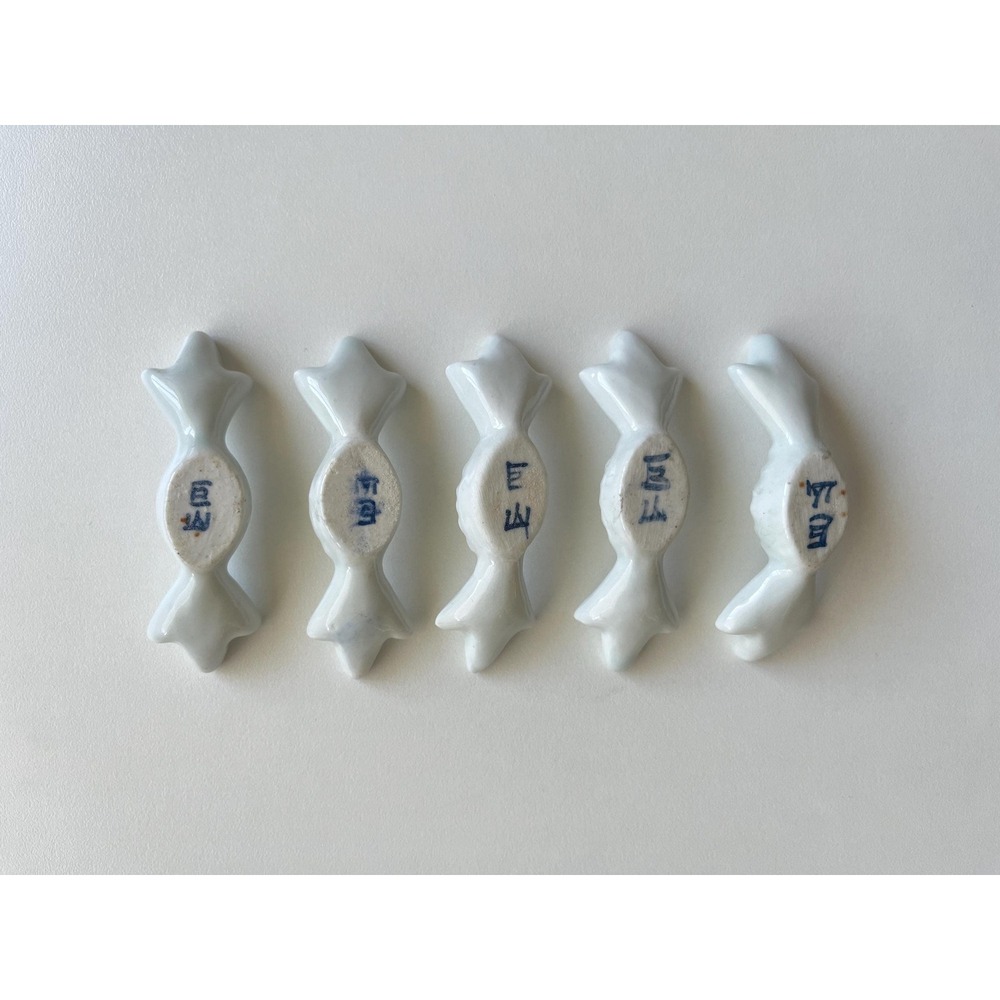 VTG Set of 5 blue glazed ceramic floral chopstick/utensil rests Handmade artisan - Picture 2 of 5